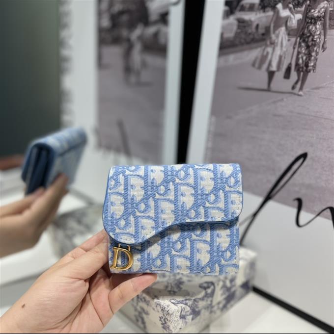 2025228Y 210P182142686